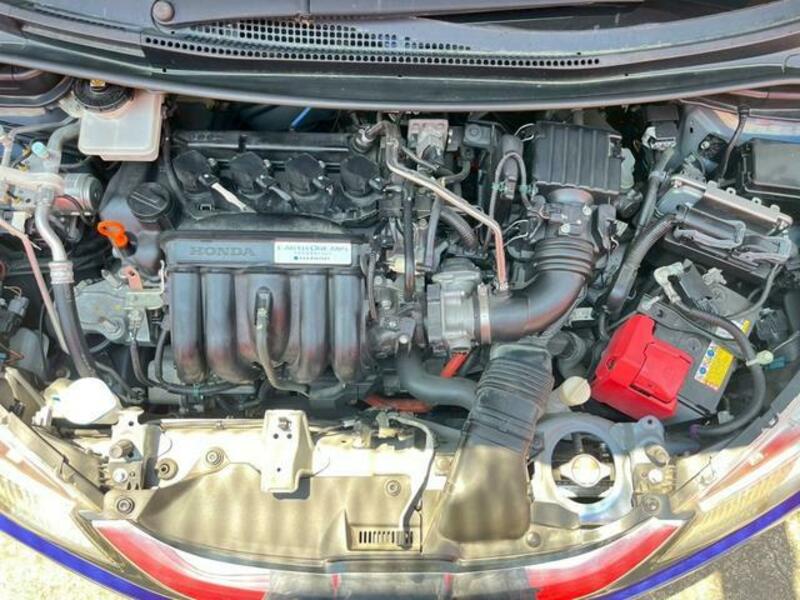 FIT HYBRID