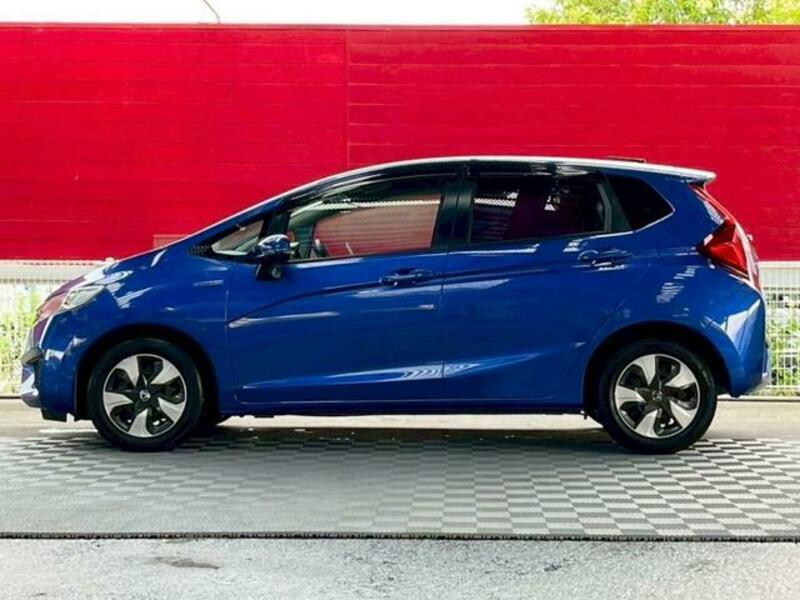 FIT HYBRID