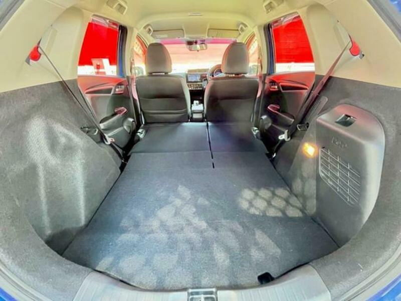 FIT HYBRID