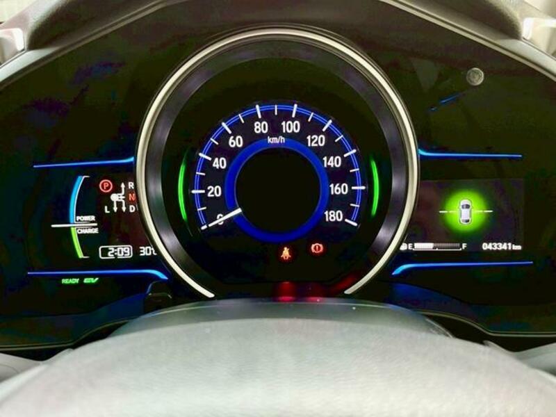 FIT HYBRID