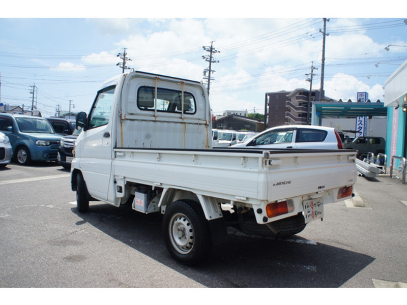 MINICAB TRUCK