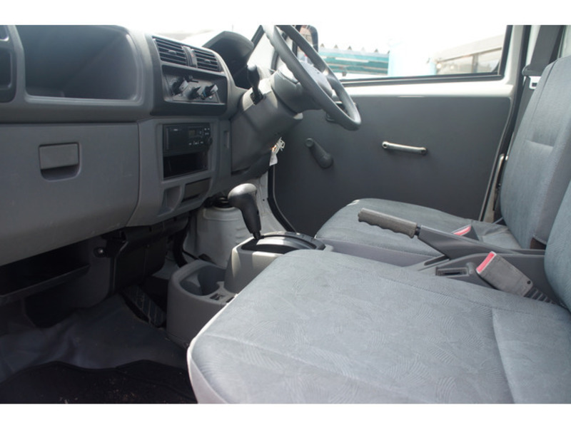 MINICAB TRUCK