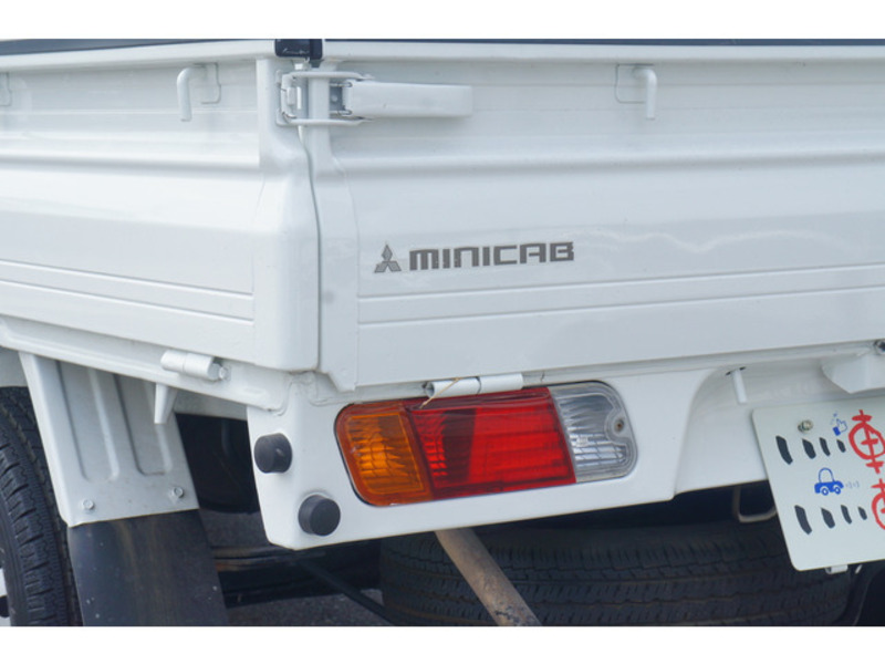 MINICAB TRUCK