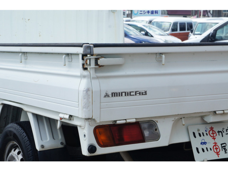 MINICAB TRUCK