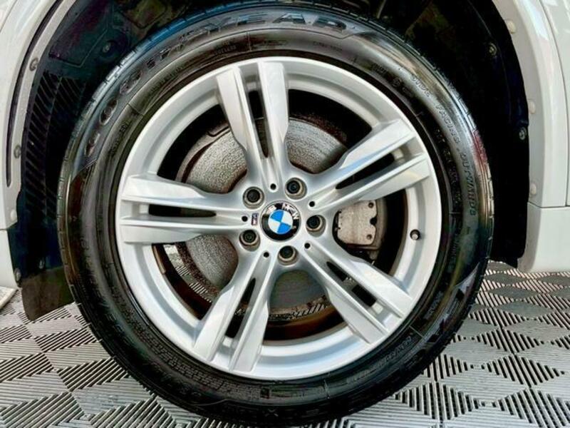 X5
