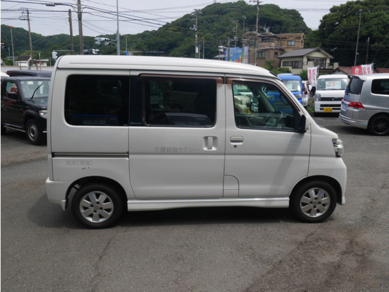 ATRAI WAGON