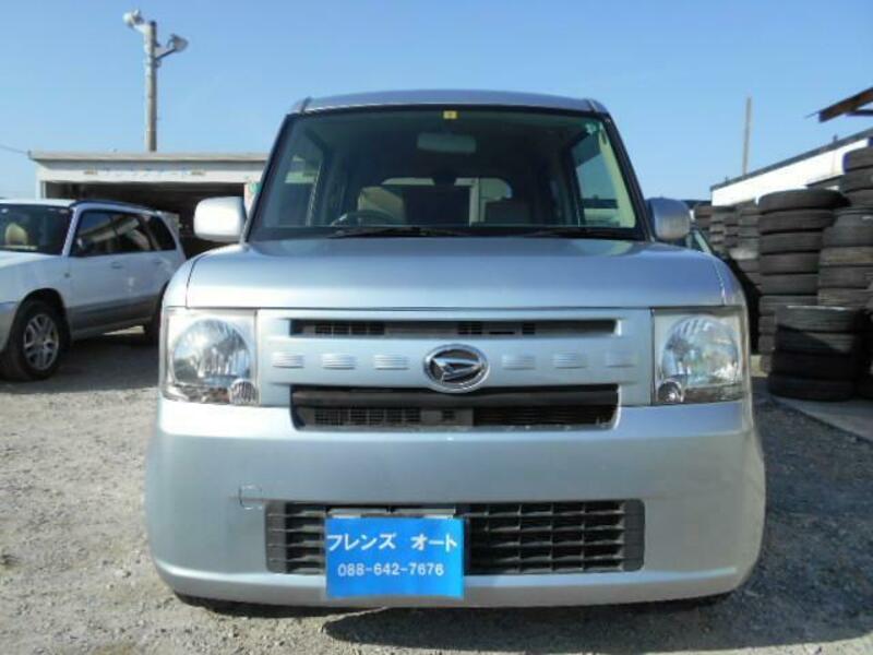 DAIHATSU MOVE CONTE