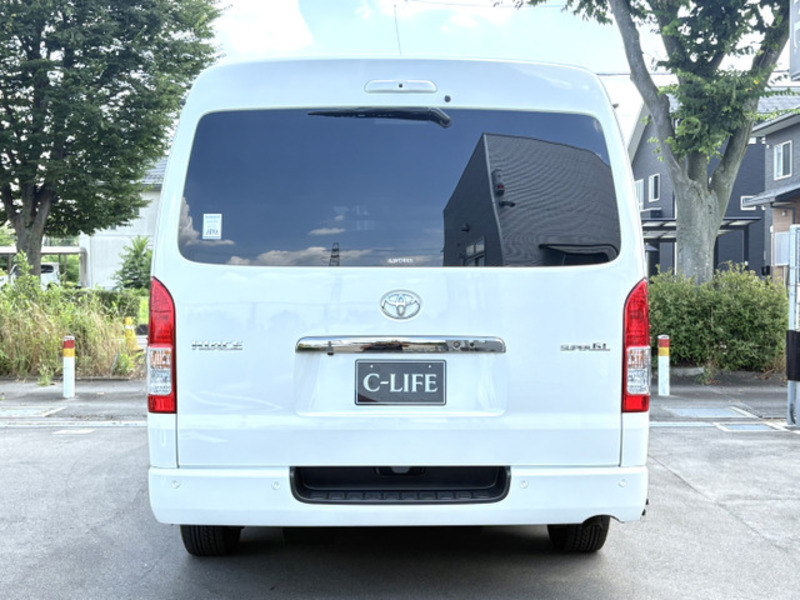 HIACE VAN