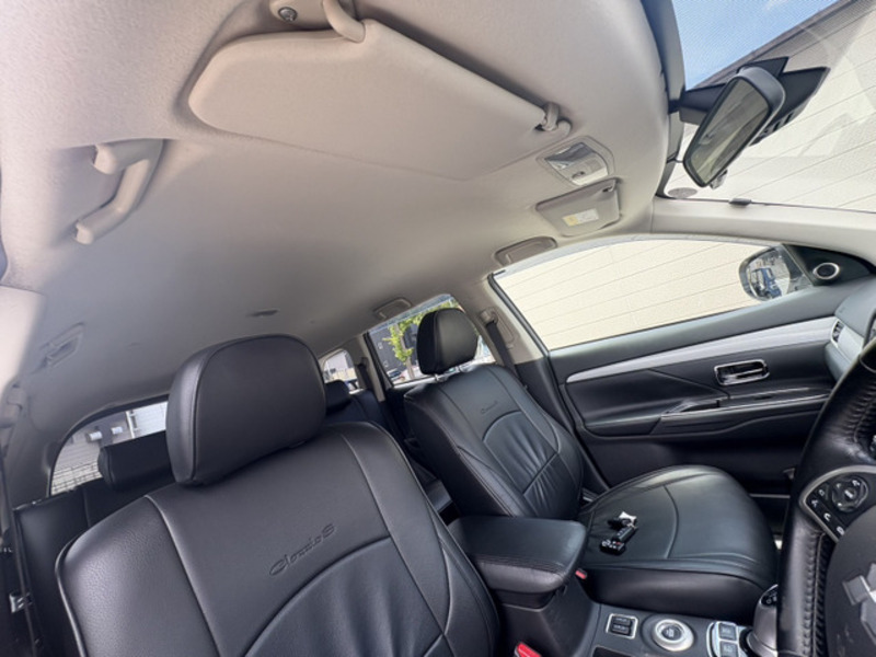 OUTLANDER PHEV
