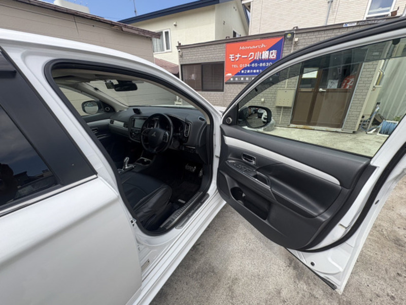 OUTLANDER PHEV