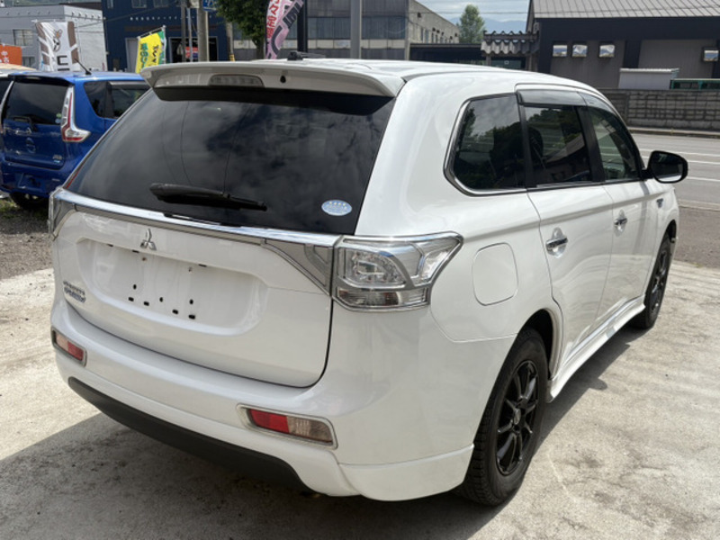 OUTLANDER PHEV