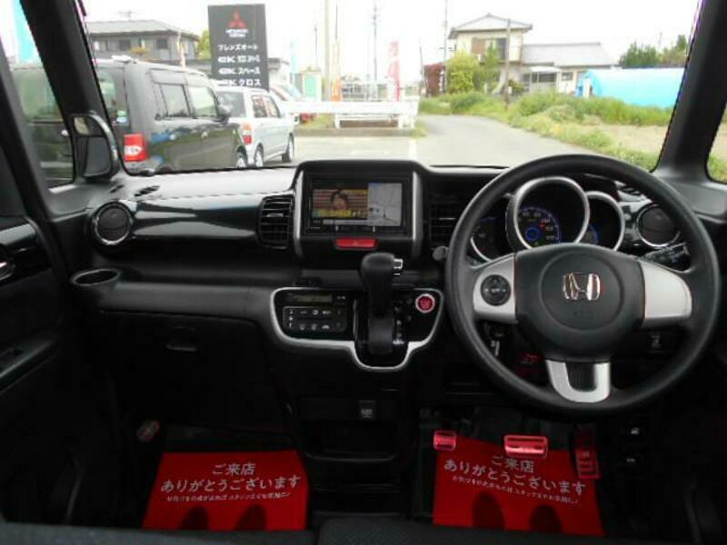 N BOX CUSTOM