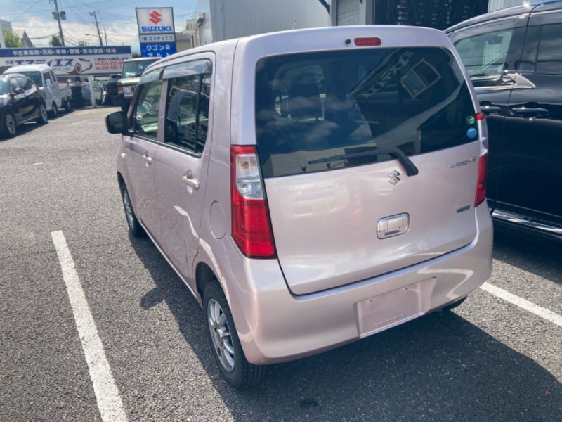 WAGON R