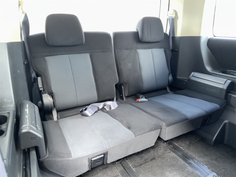 DELICA D5