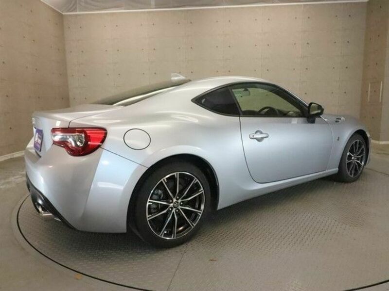 86