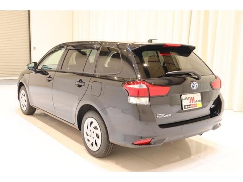 COROLLA FIELDER
