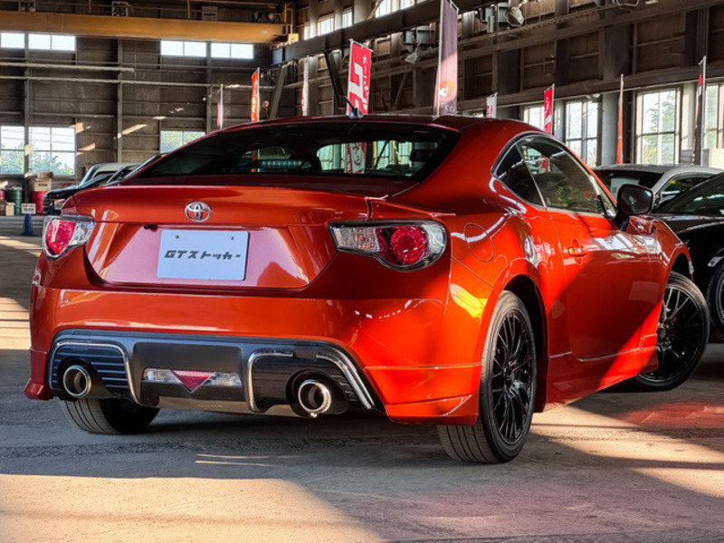 86