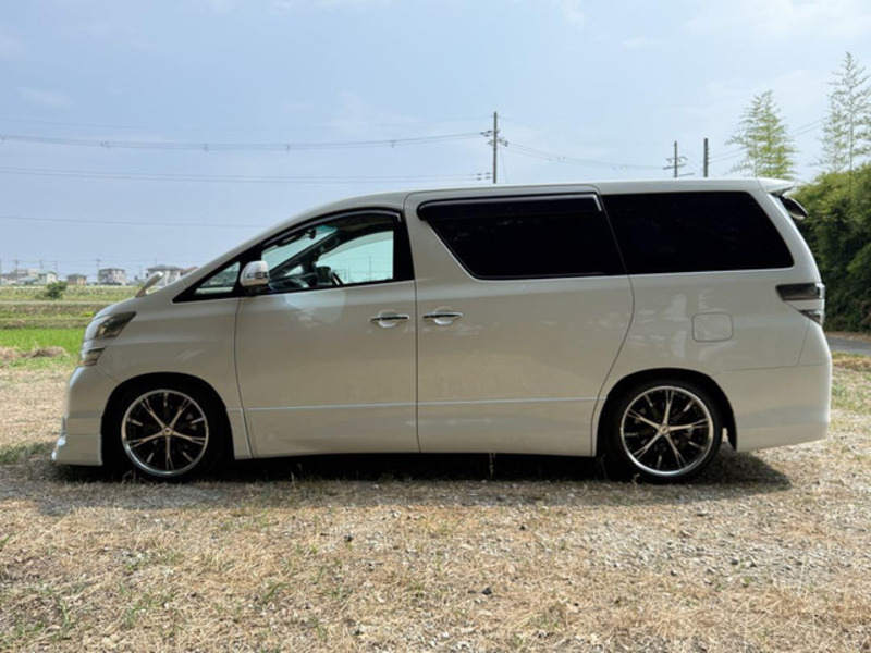 VELLFIRE