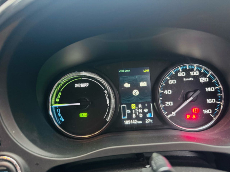 OUTLANDER PHEV