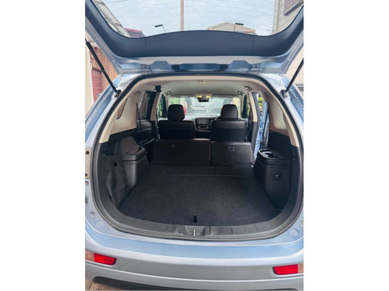 OUTLANDER PHEV