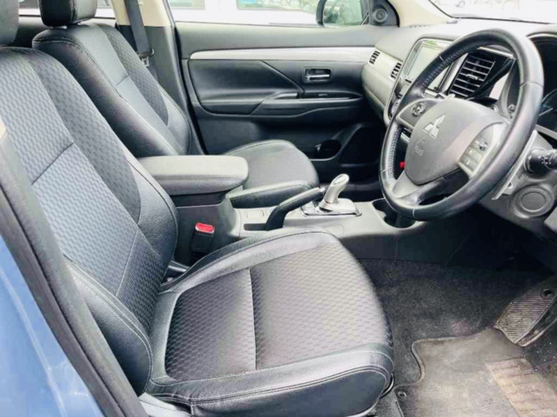 OUTLANDER PHEV