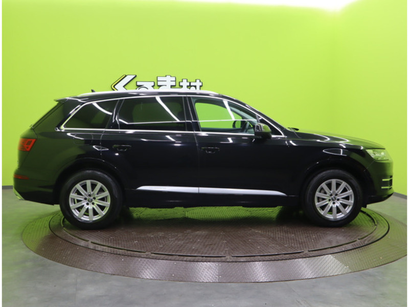 Q7