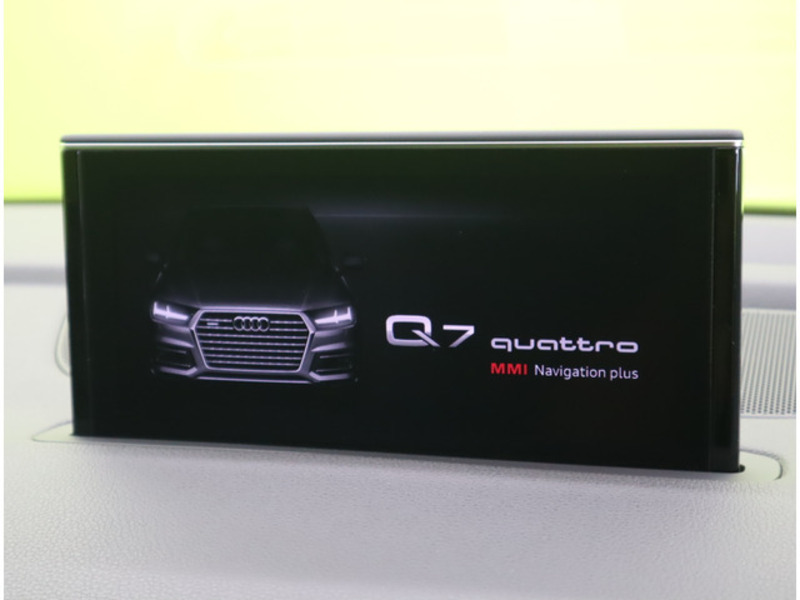 Q7