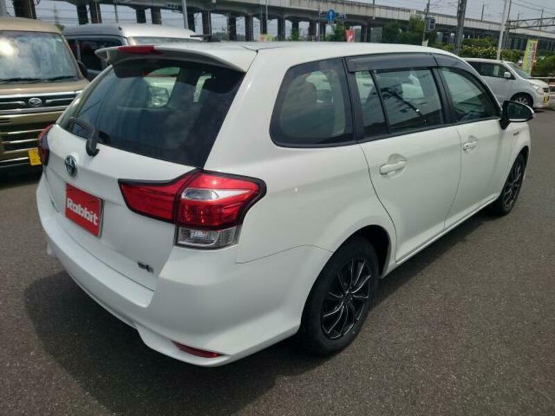 COROLLA FIELDER