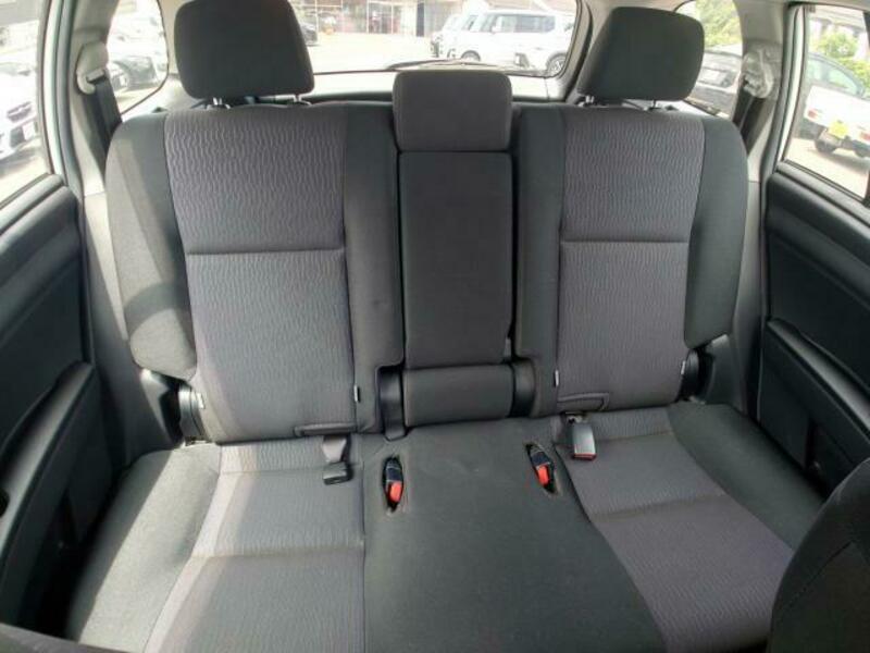 COROLLA FIELDER