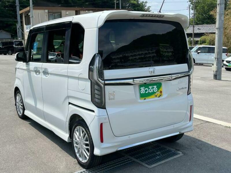 N BOX CUSTOM