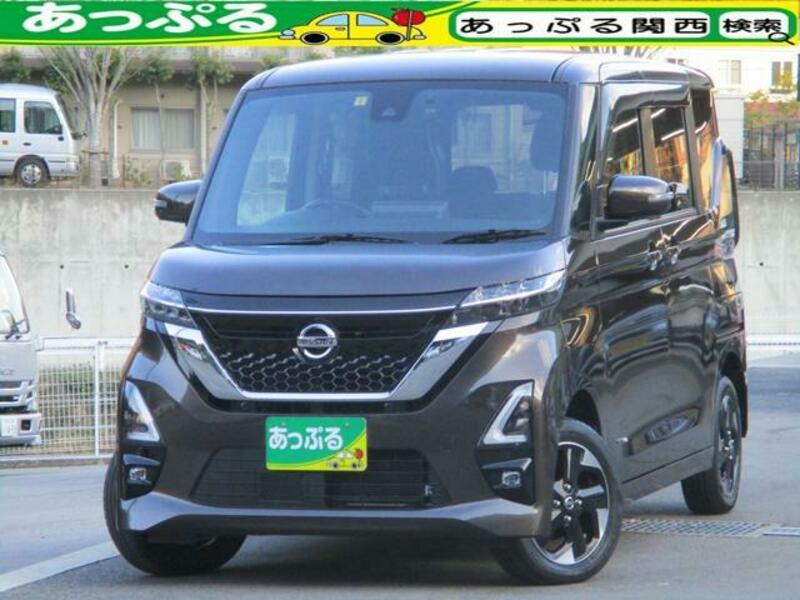 NISSAN ROOX