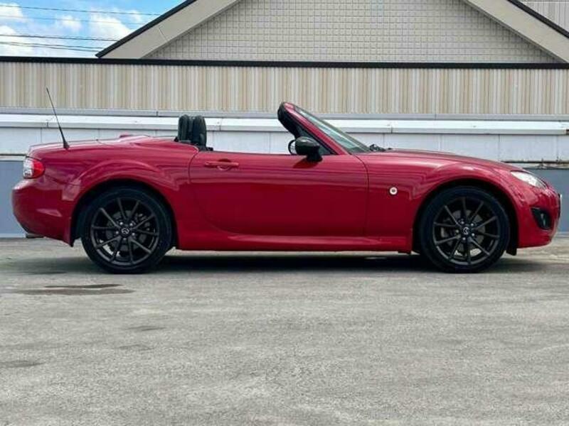 ROADSTER