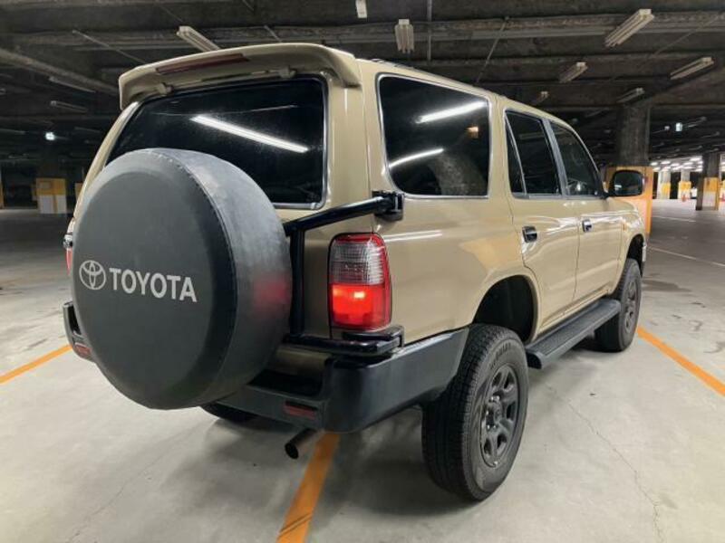 HILUX SURF