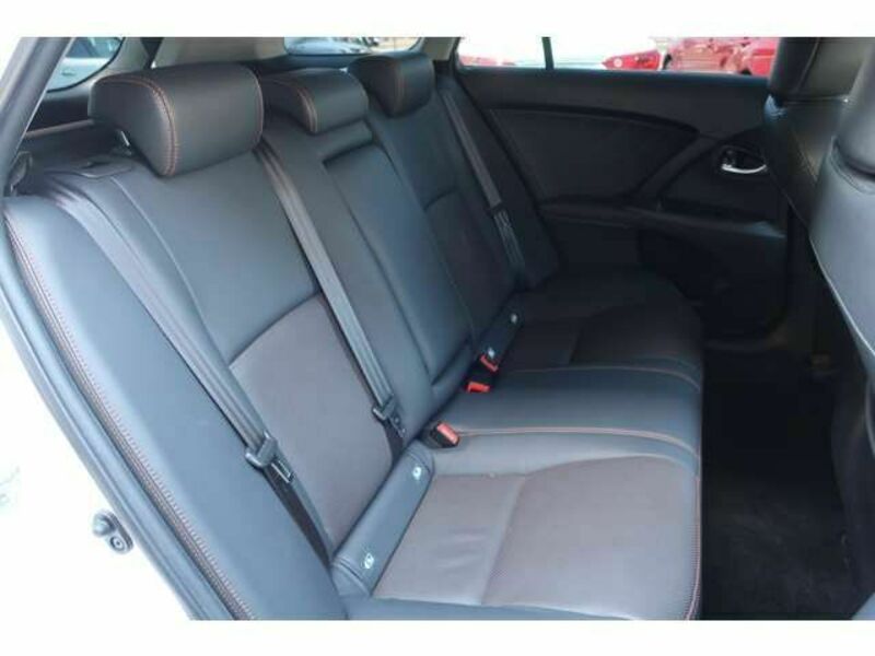 AVENSIS WAGON