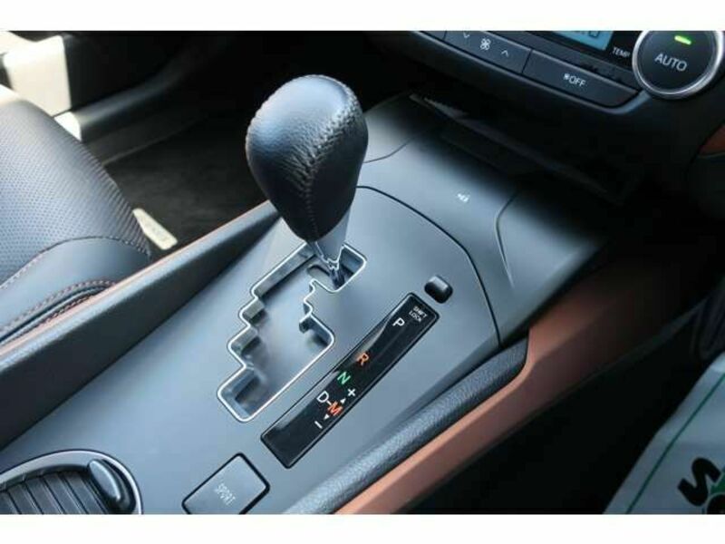 AVENSIS WAGON