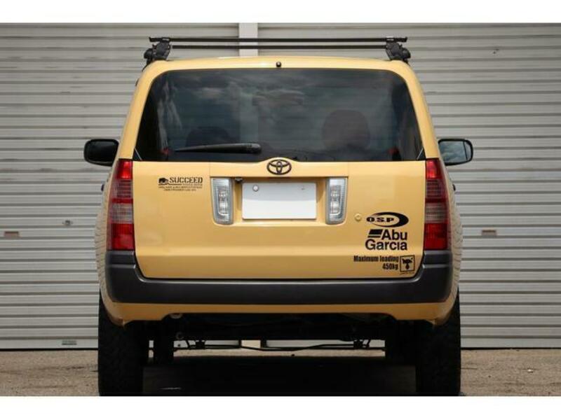 SUCCEED VAN