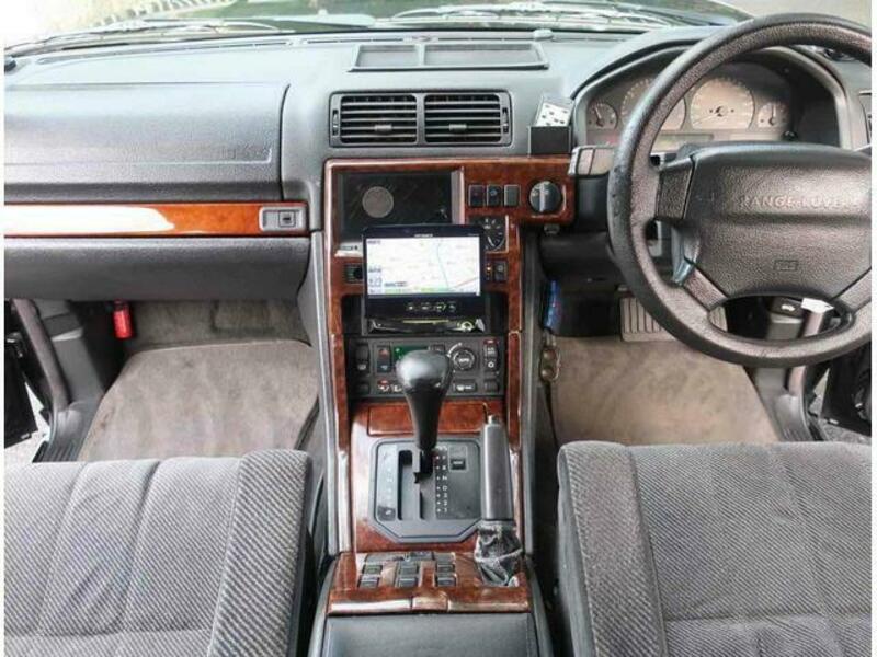 RANGE ROVER