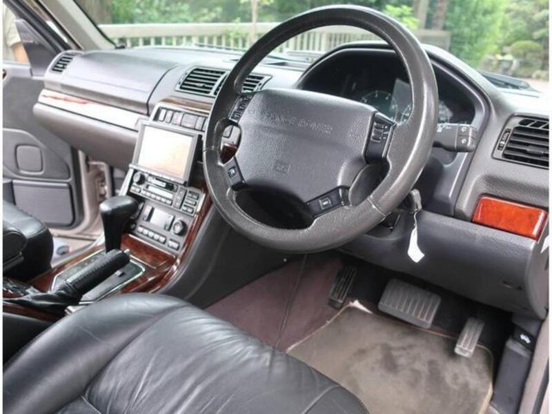 RANGE ROVER