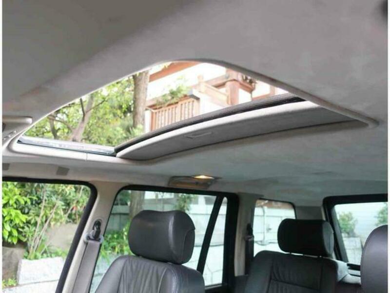 RANGE ROVER