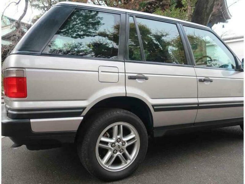 RANGE ROVER