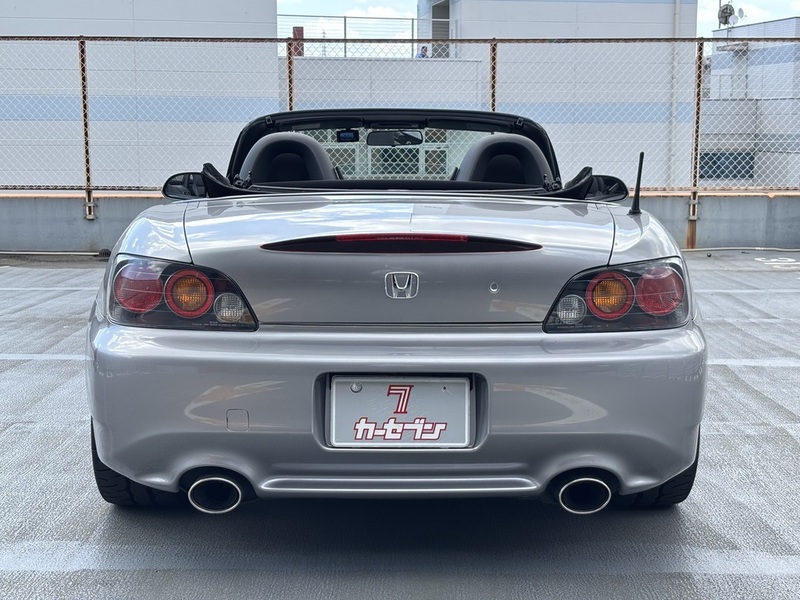 S2000