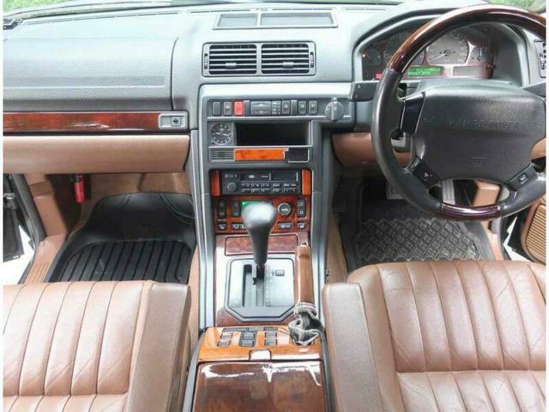 RANGE ROVER
