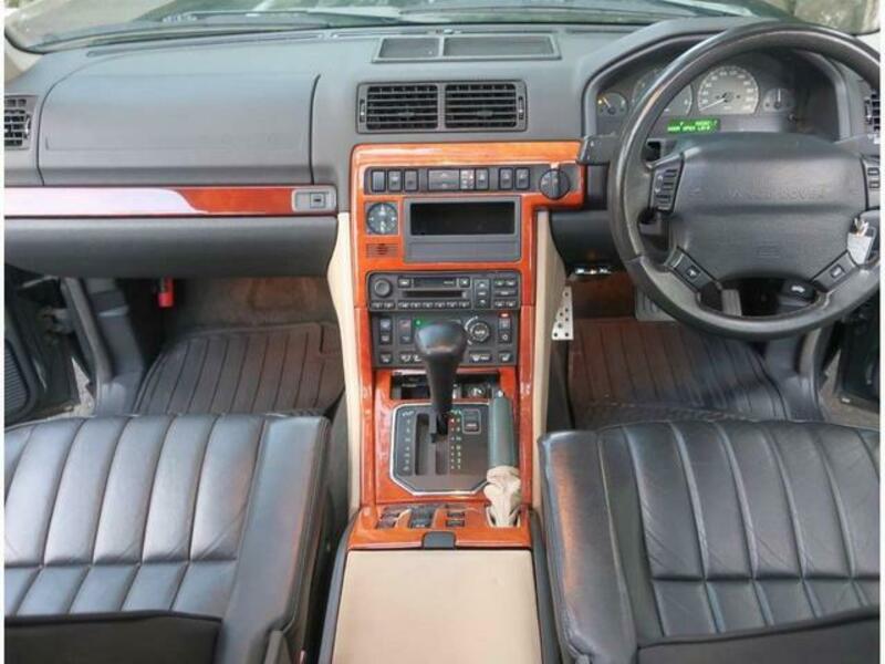 RANGE ROVER