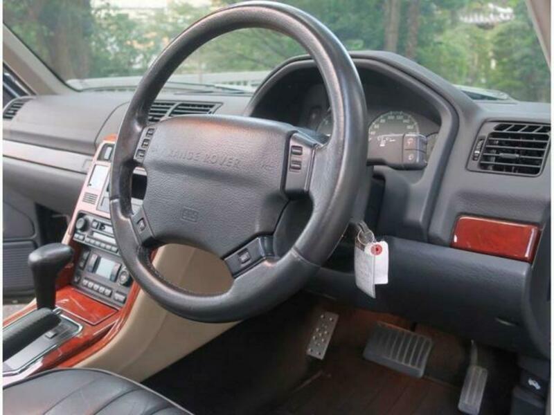 RANGE ROVER