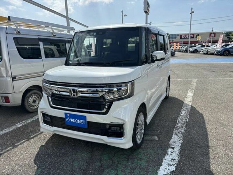 HONDA N BOX CUSTOM
