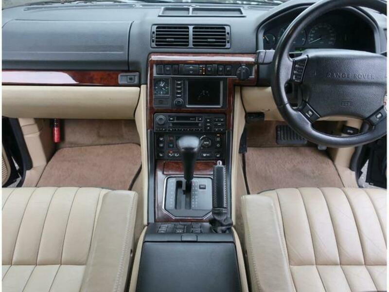 RANGE ROVER