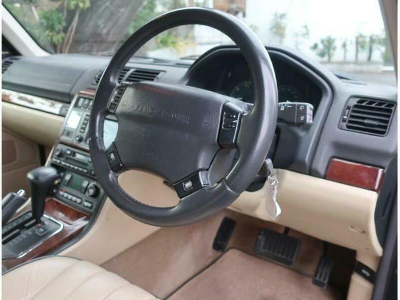 RANGE ROVER