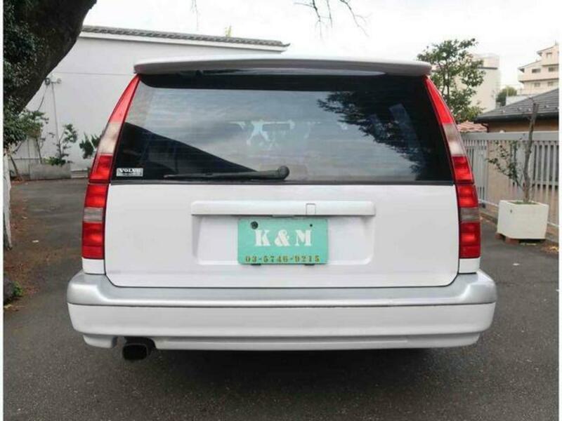 850 ESTATE