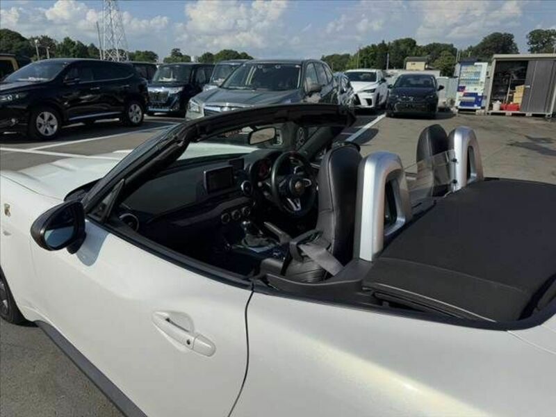 ABARTH 124 SPIDER