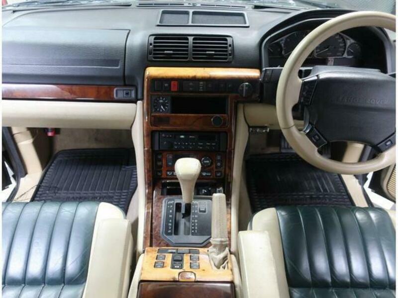 RANGE ROVER